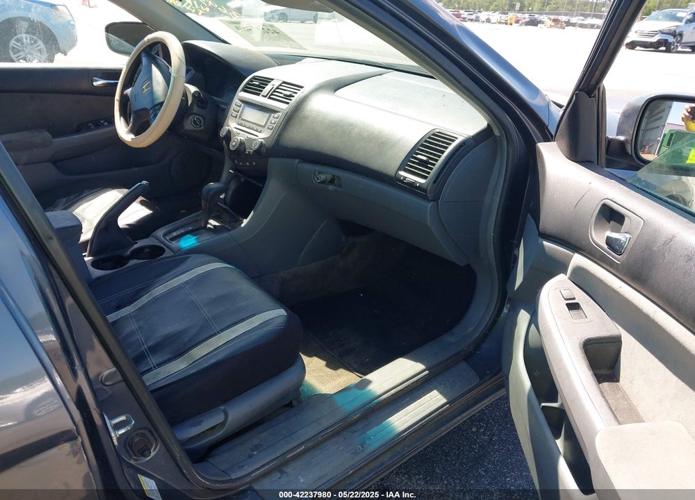 2006 HONDA ACCORD 2.4 LX VIN: 1HGCM564X6A136939