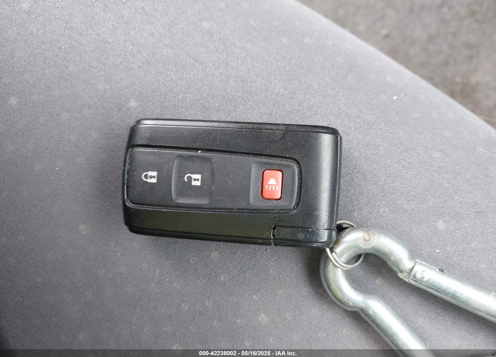 2007 TOYOTA PRIUS VIN: JTDKB20U473205296