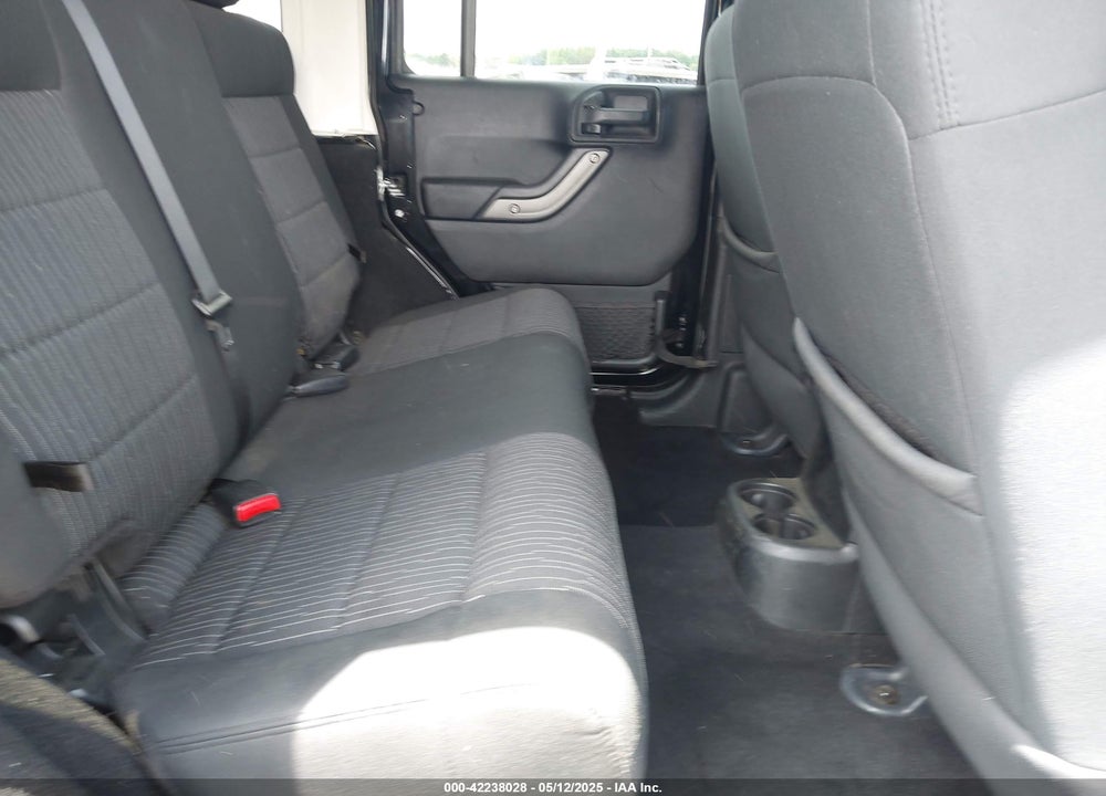 2012 JEEP WRANGLER UNLIMITED SPORT VIN: 1C4BJWDG3CL177595