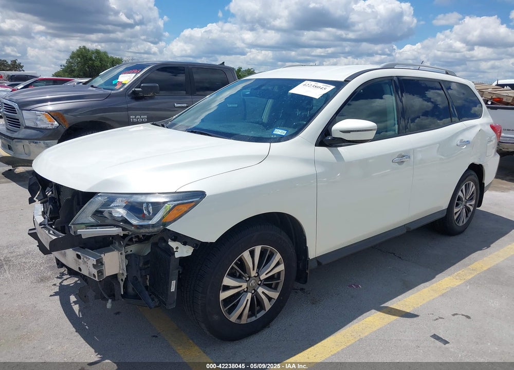 2017 NISSAN PATHFINDER VIN: 5N1DR2MM9HC622361
