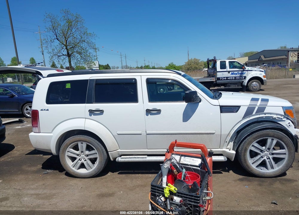 2011 DODGE NITRO VIN: 1D4PU7GX0BW527179