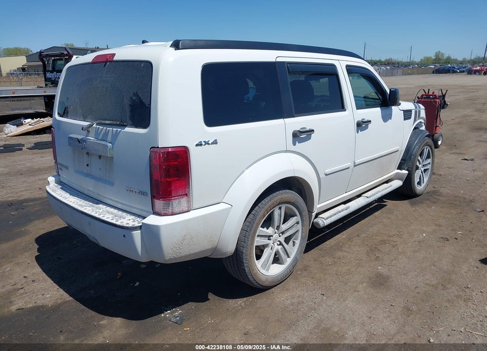 2011 DODGE NITRO VIN: 1D4PU7GX0BW527179