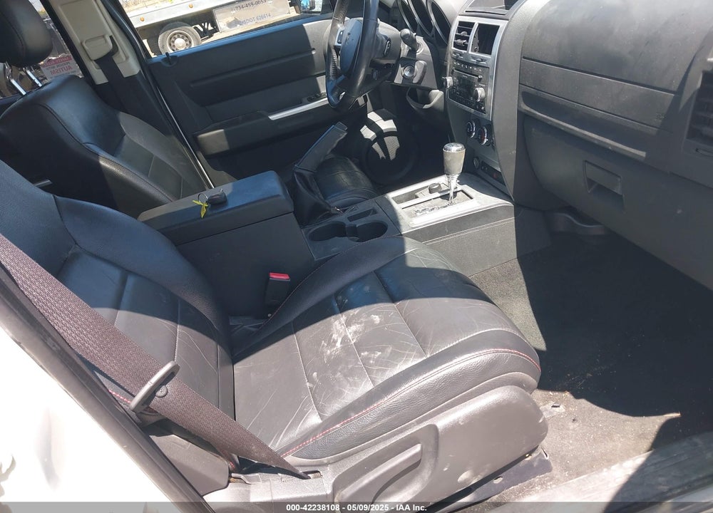 2011 DODGE NITRO VIN: 1D4PU7GX0BW527179