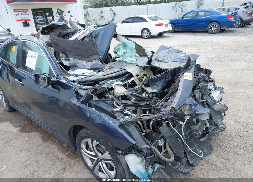 2017 HONDA CIVIC VIN: 19XFC2F50HE065952