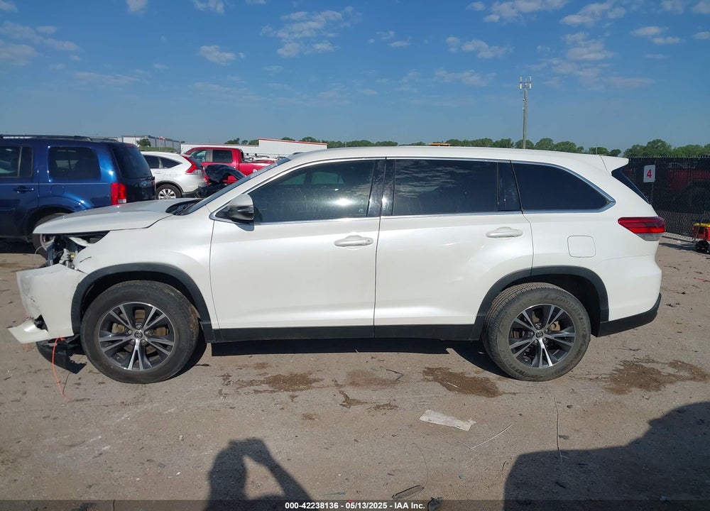 2019 TOYOTA HIGHLANDER VIN: 5TDZARFH4KS057307