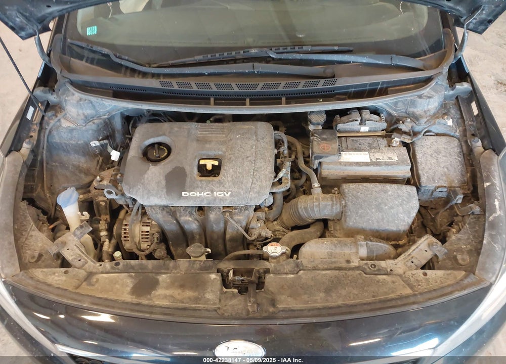 2017 KIA FORTE VIN: 3KPFL4A75HE022714