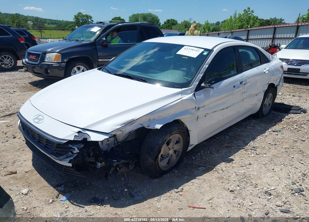 2025 HYUNDAI ELANTRA VIN: KMHLL4DG4SU876113