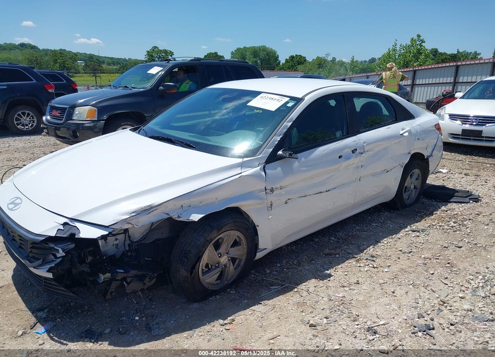2025 HYUNDAI ELANTRA VIN: KMHLL4DG4SU876113