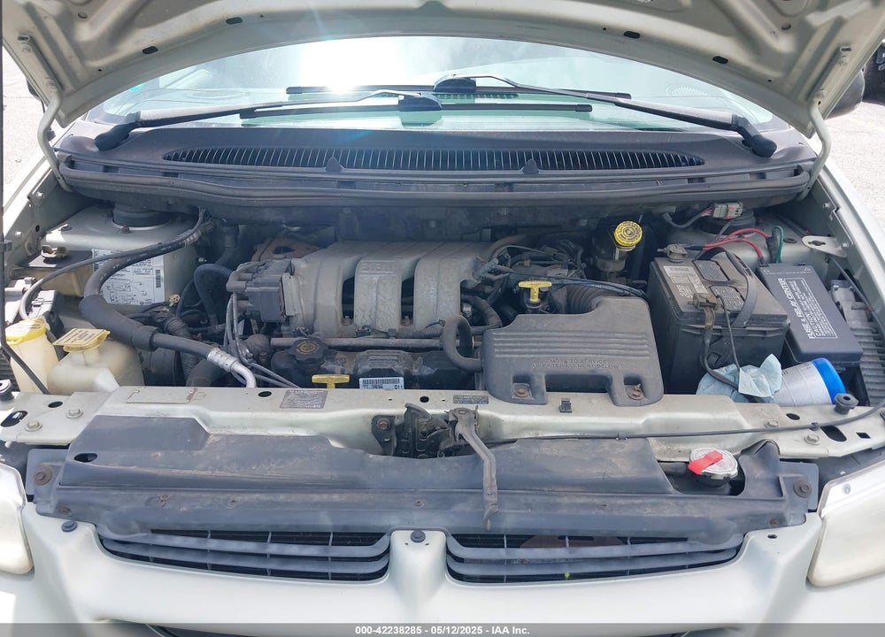 1999 DODGE CARAVAN VIN: 2B4GP25R4XR414599