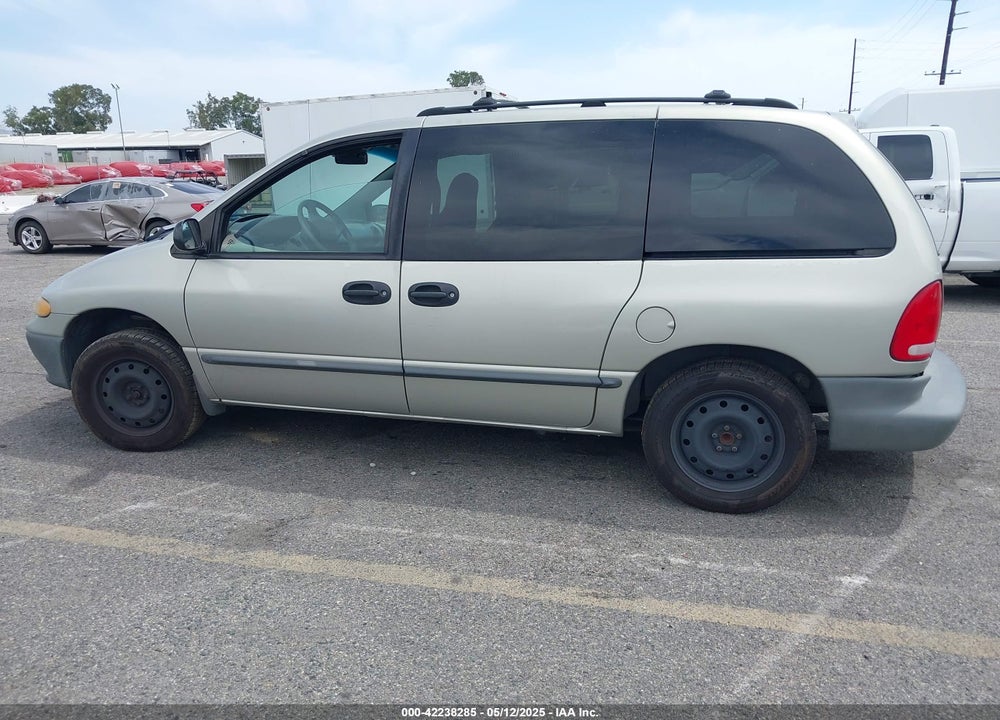1999 DODGE CARAVAN VIN: 2B4GP25R4XR414599