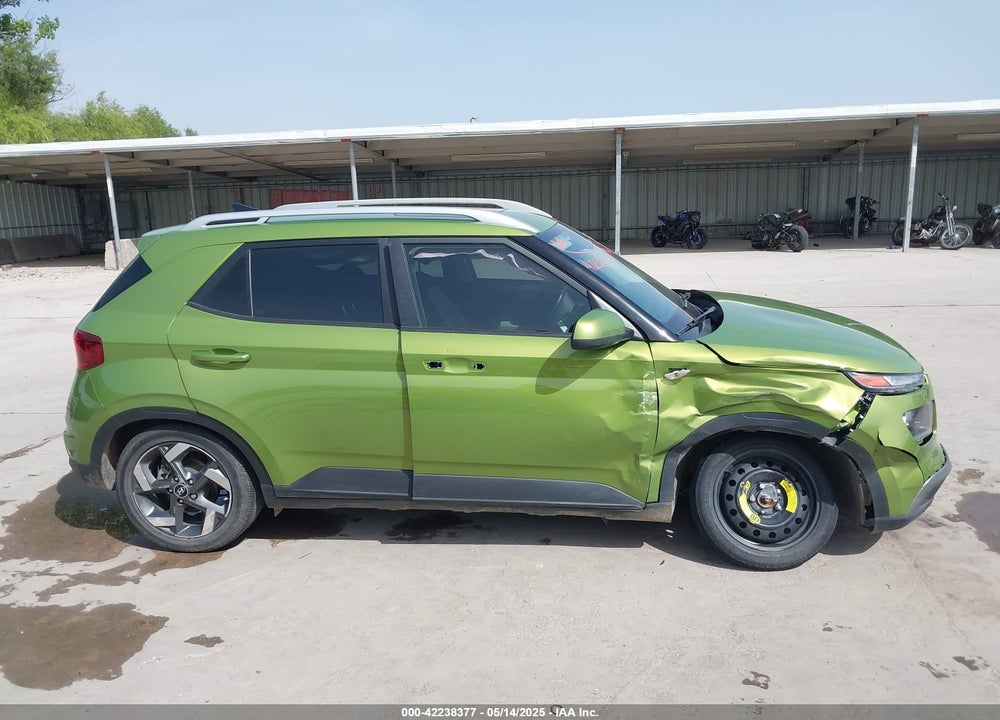 2022 HYUNDAI VENUE VIN: KMHRC8A30NU204234
