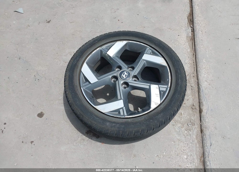 2022 HYUNDAI VENUE VIN: KMHRC8A30NU204234