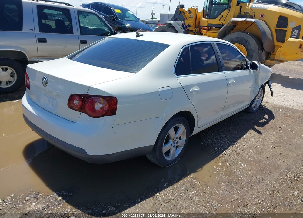 2008 VOLKSWAGEN JETTA SE VIN: 3VWRM71K18M103485