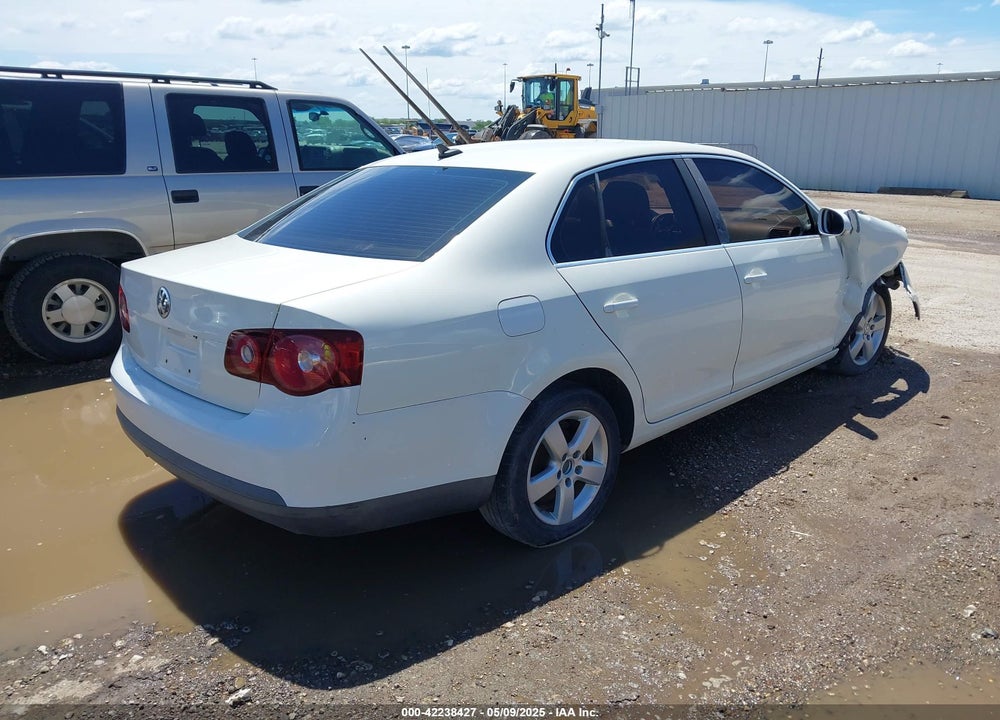 2008 VOLKSWAGEN JETTA SE VIN: 3VWRM71K18M103485