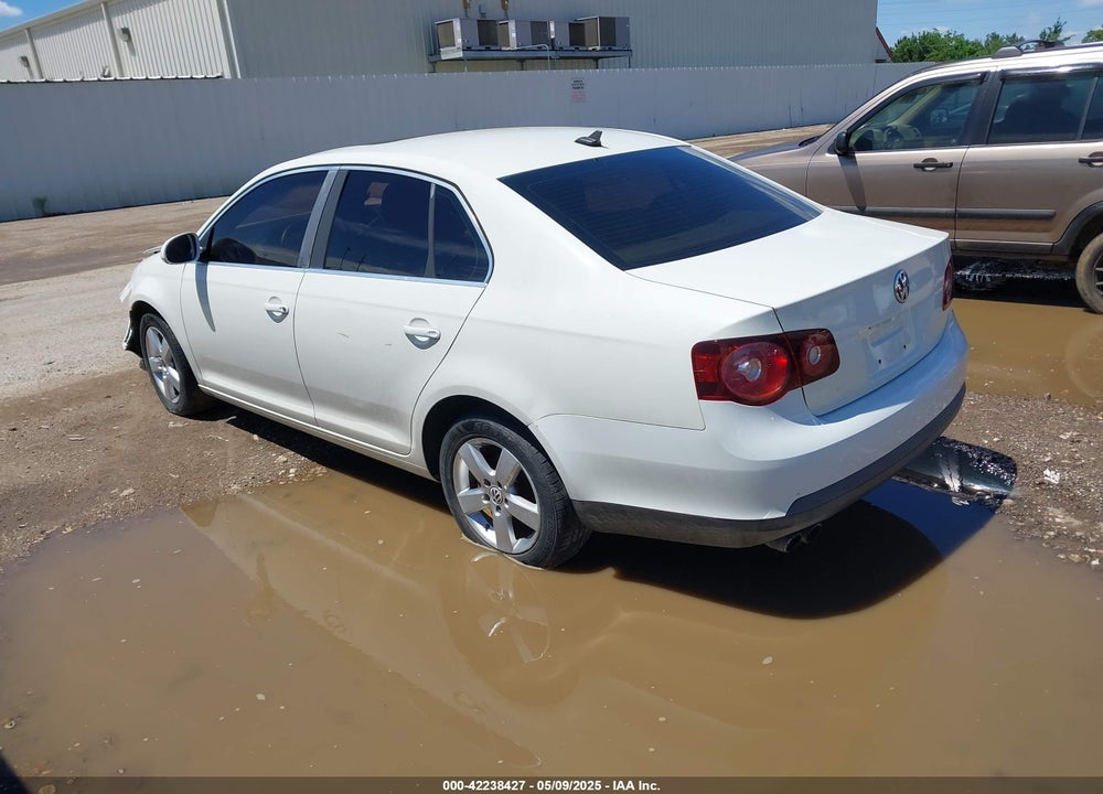 2008 VOLKSWAGEN JETTA SE VIN: 3VWRM71K18M103485