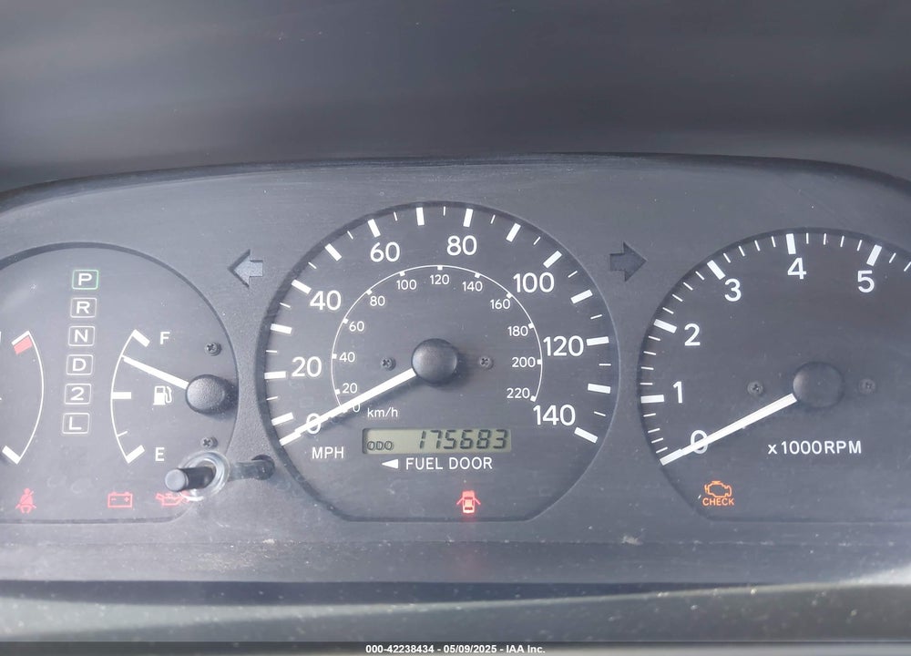 2000 TOYOTA CAMRY CE/LE/XLE VIN: JT2BG22K4Y0450429