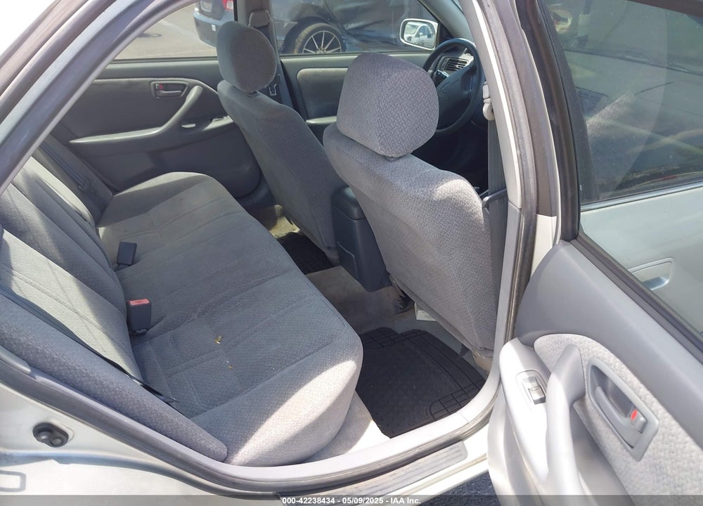 2000 TOYOTA CAMRY CE/LE/XLE VIN: JT2BG22K4Y0450429