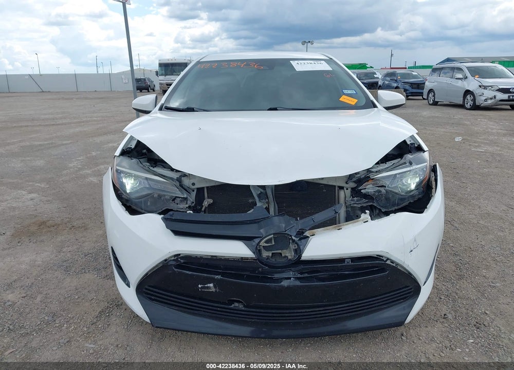 2017 TOYOTA COROLLA LE VIN: 5YFBURHE1HP602148