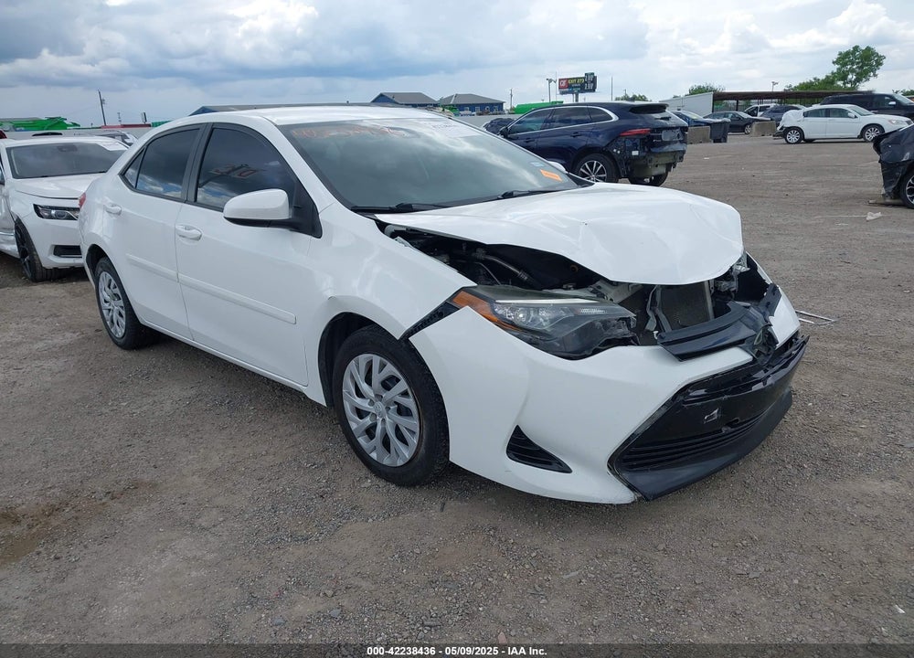 2017 TOYOTA COROLLA LE VIN: 5YFBURHE1HP602148