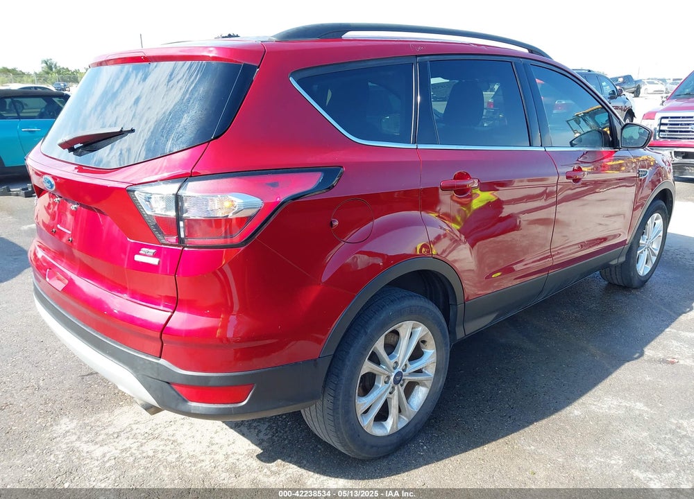 2018 FORD ESCAPE SE VIN: 1FMCU0GD2JUB52619