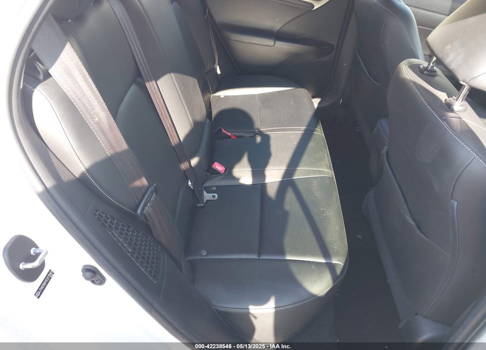 2014 LEXUS CT VIN: JTHKD5BH1E2175901