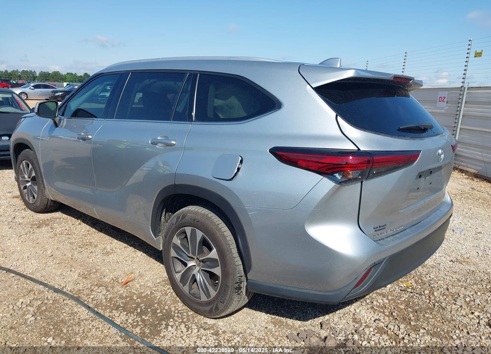 2022 TOYOTA HIGHLANDER VIN: 5TDGZRAH9NS538990