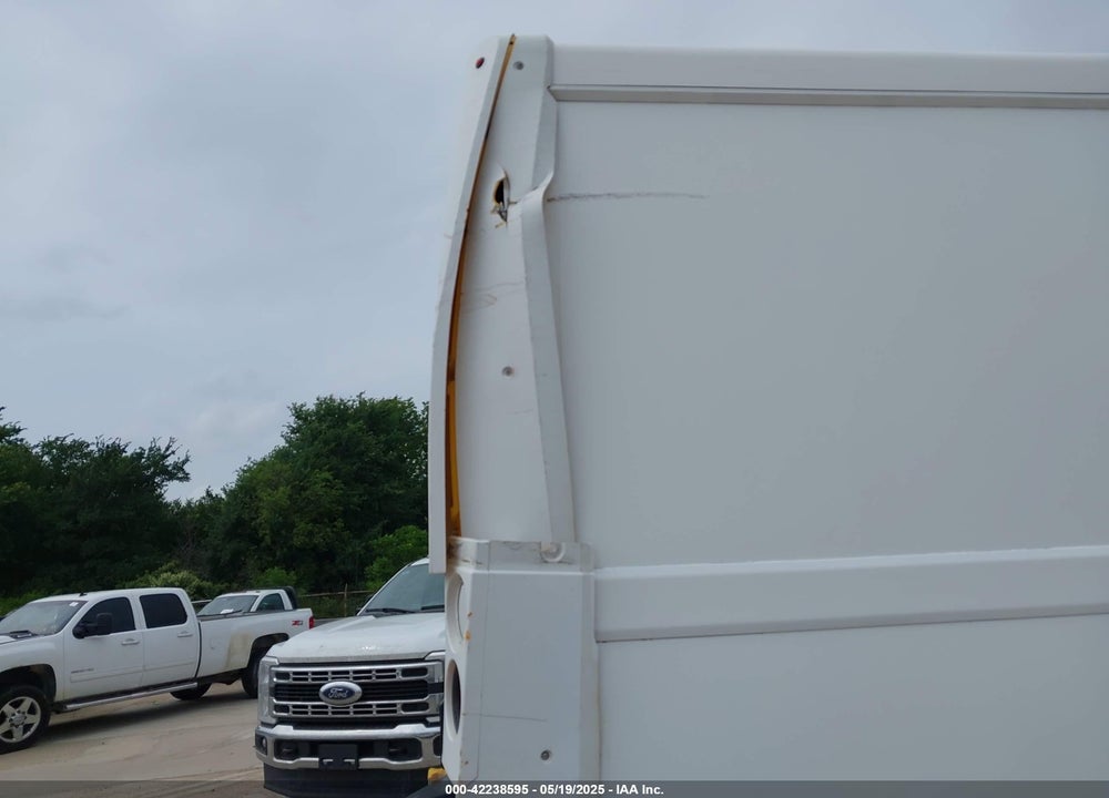 2016 ISUZU NPR VIN: JALB4T172G7W00240