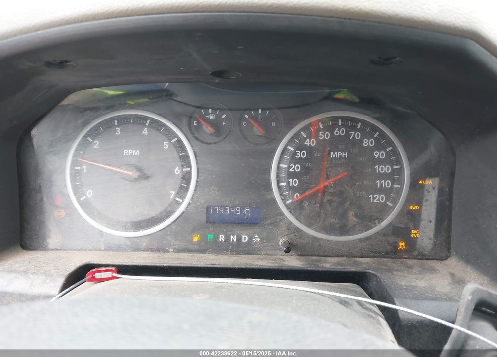2012 RAM 1500 VIN: 1C6RD7FT5CS205268