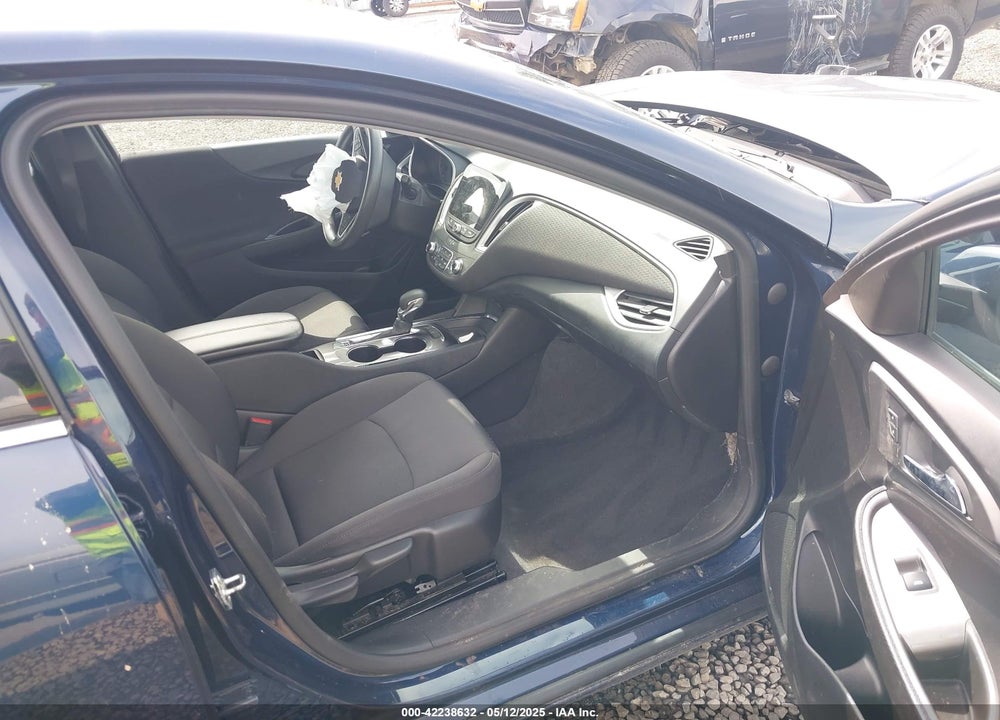 2022 CHEVROLET MALIBU VIN: 1G1ZD5ST1NF182594