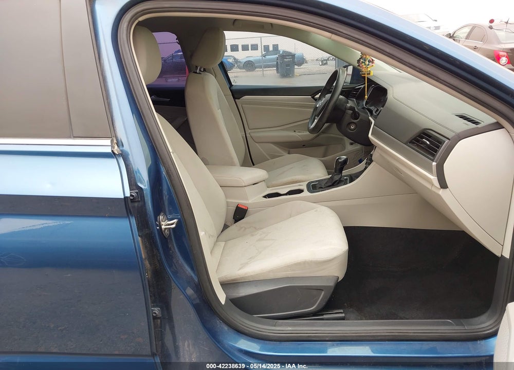 2019 VOLKSWAGEN JETTA VIN: 3VWCB7BU1KM245080