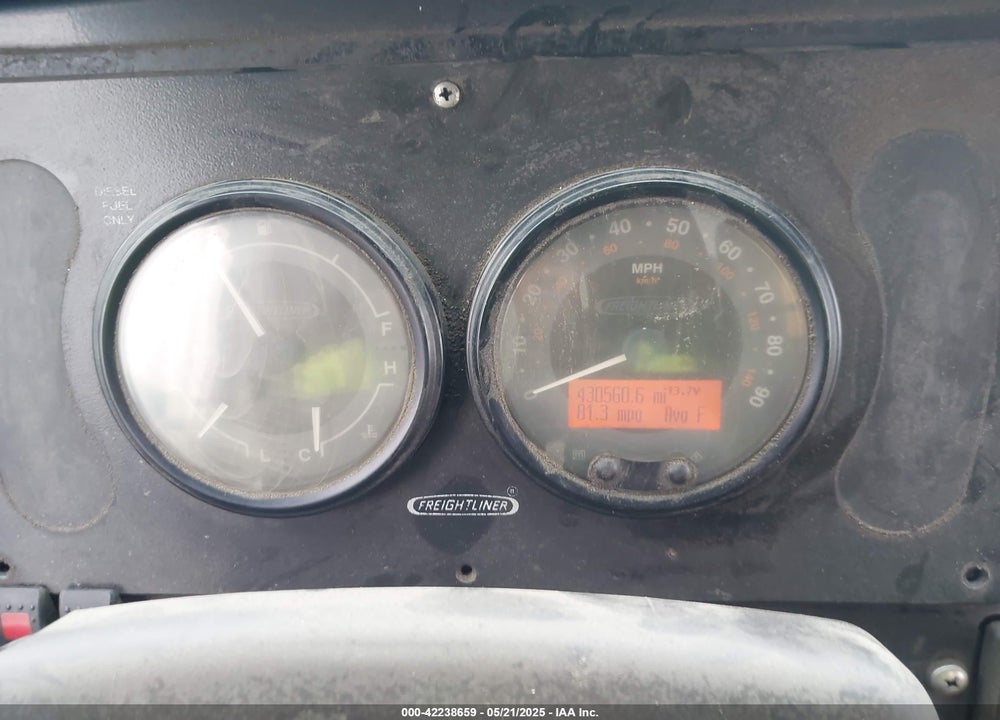 2005 FREIGHTLINER CHASSIS M LINE WALK-IN VAN VIN: 4UZAANBW45CV19019