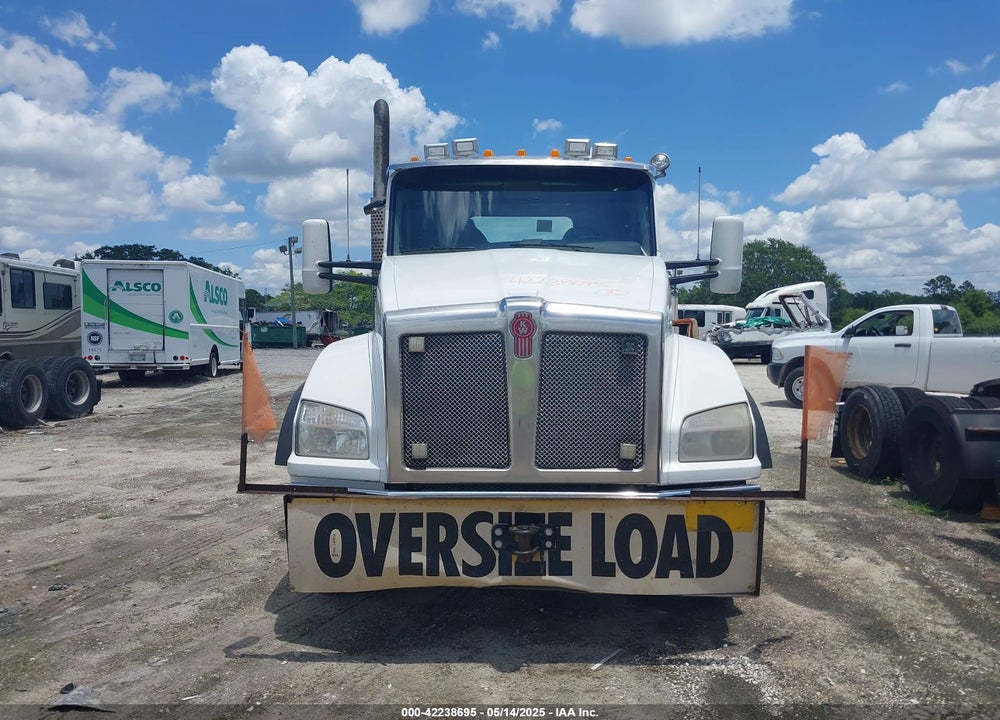 2015 KENWORTH T880 T880 VIN: 1XKZPPEX5FJ439655