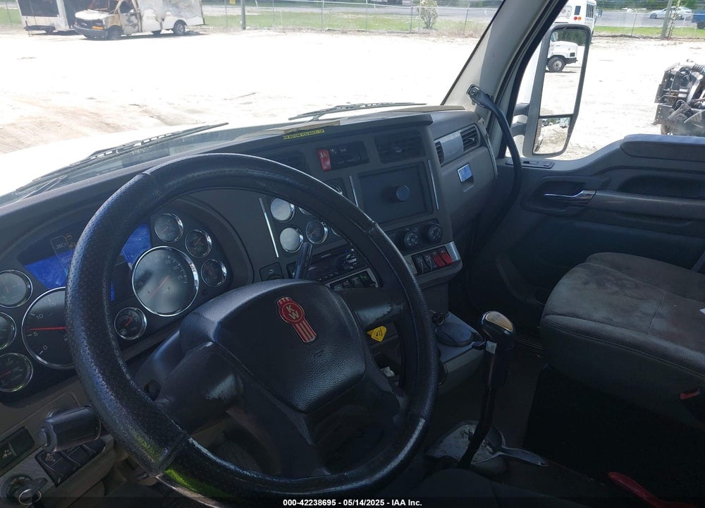 2015 KENWORTH T880 T880 VIN: 1XKZPPEX5FJ439655