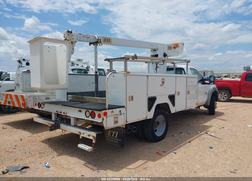 2011 FORD F-450 CHASSIS XL VIN: 1FDUF4GT6BEA47462