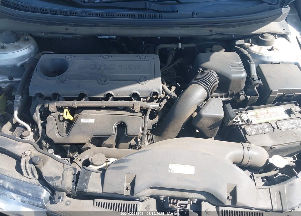 2011 KIA FORTE KOUP VIN: KNAFW6A33B5418835
