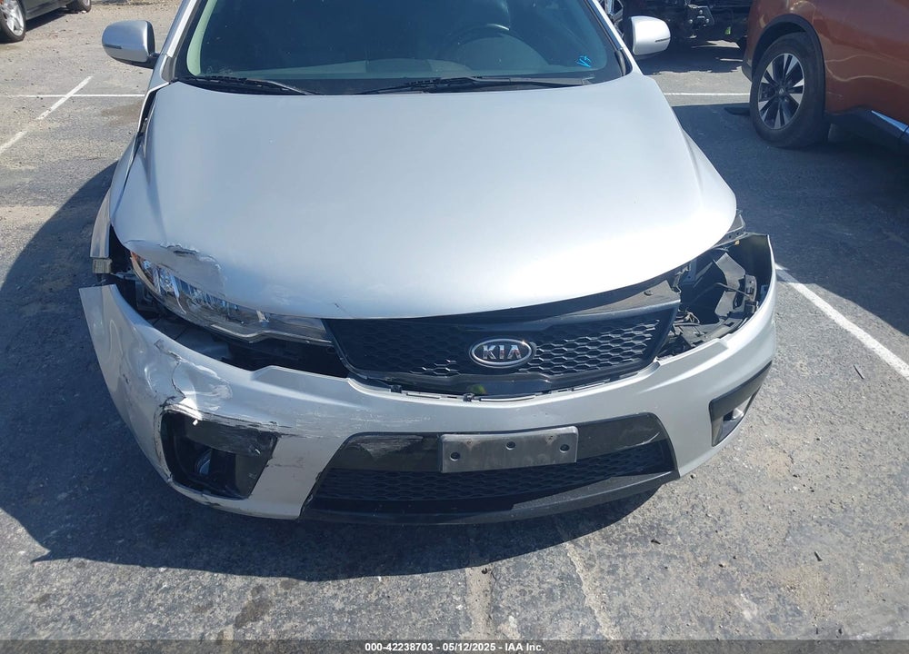 2011 KIA FORTE KOUP VIN: KNAFW6A33B5418835
