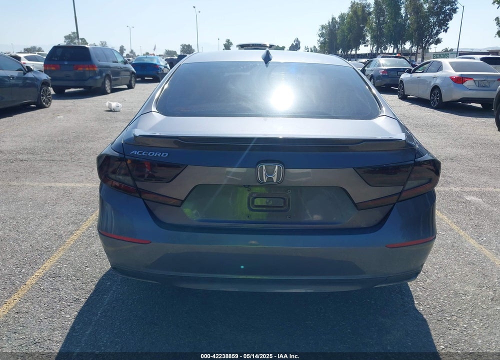 2018 HONDA ACCORD VIN: 1HGCV1F18JA155767