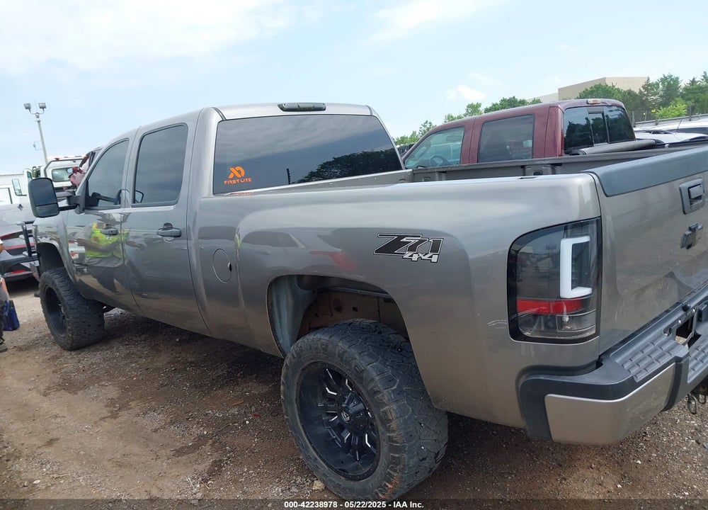 2007 CHEVROLET SILVERADO 2500HD LT1 VIN: 1GCHK23K67F504050