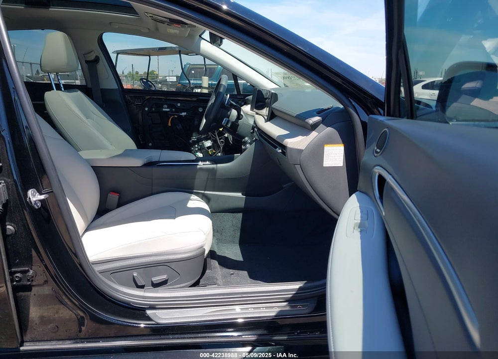 2024 HYUNDAI SONATA HYBRID VIN: KMHL54JJ0RA100177