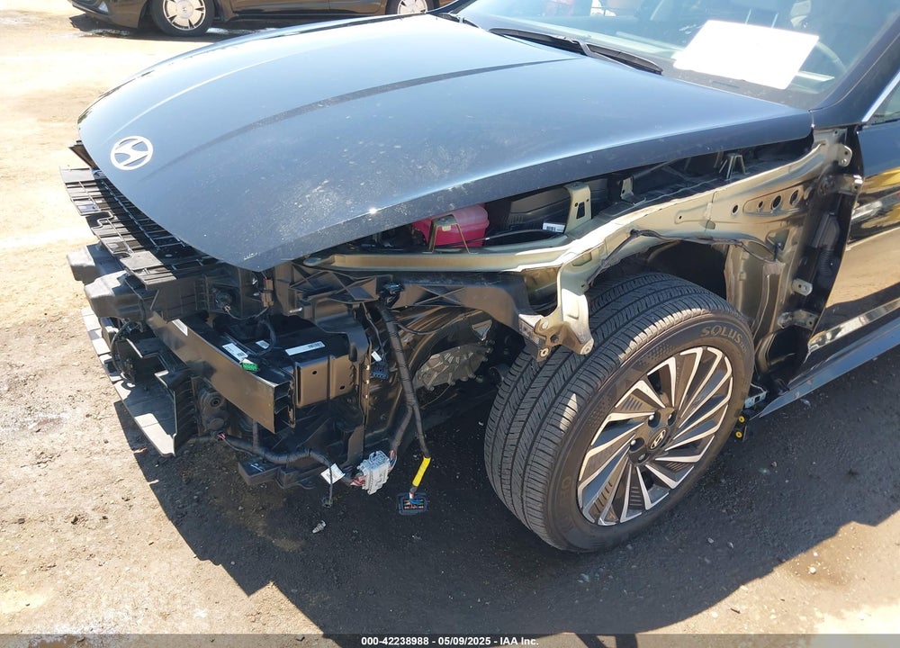2024 HYUNDAI SONATA HYBRID VIN: KMHL54JJ0RA100177