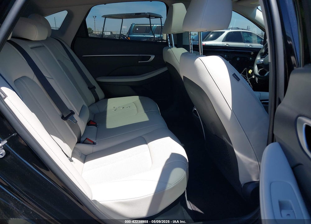 2024 HYUNDAI SONATA HYBRID VIN: KMHL54JJ0RA100177
