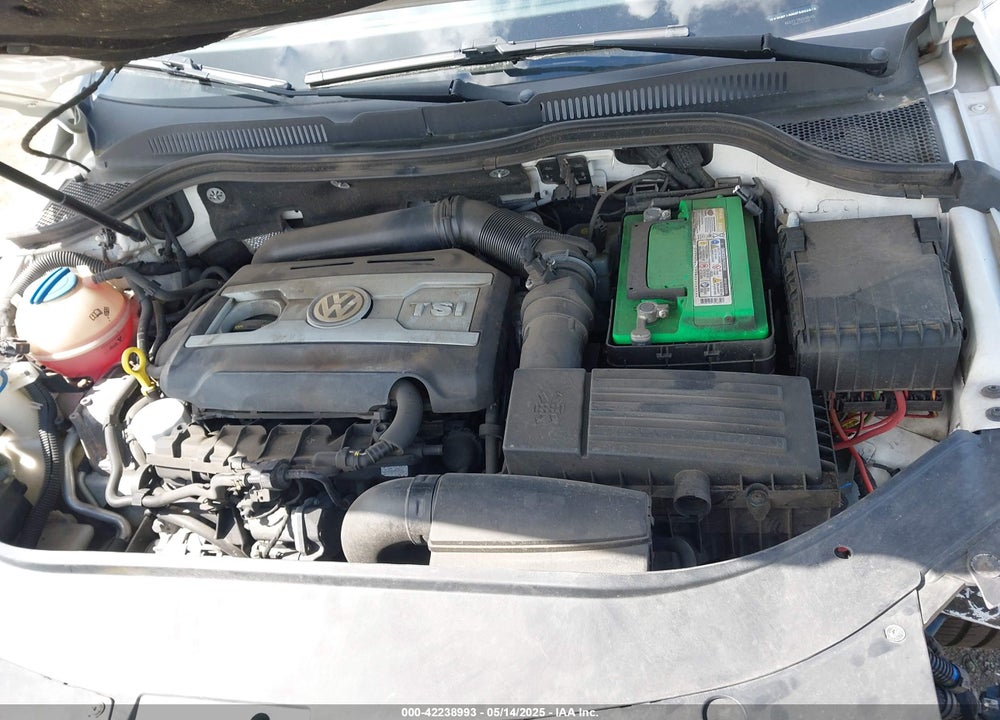 2015 VOLKSWAGEN CC VIN: WVWBP7AN3FE802870