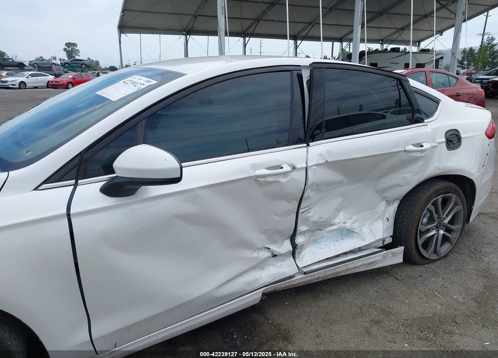 2017 FORD FUSION VIN: 3FA6P0H74HR413662