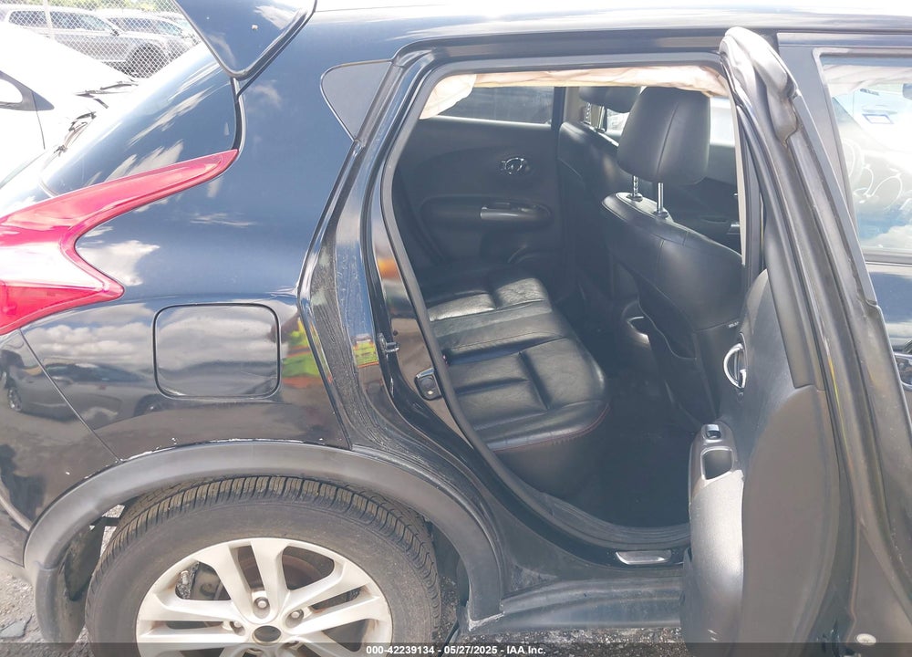 2012 NISSAN JUKE VIN: JN8AF5MR5CT106587