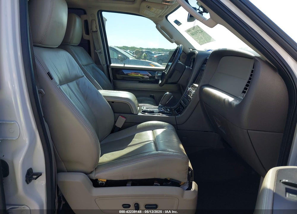 2016 LINCOLN NAVIGATOR SELECT VIN: 5LMJJ2HT6GEL08422