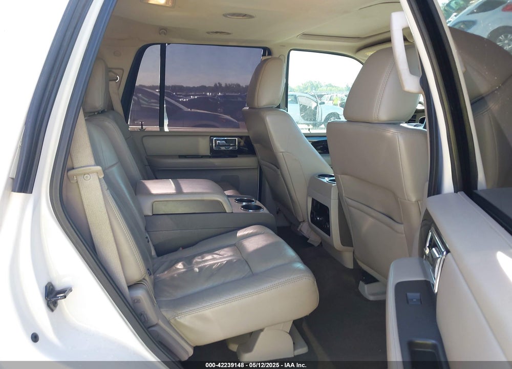 2016 LINCOLN NAVIGATOR SELECT VIN: 5LMJJ2HT6GEL08422