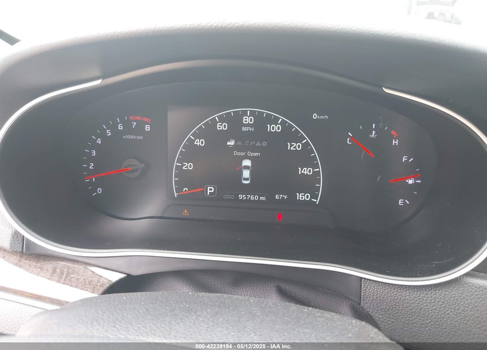 2016 KIA CADENZA LIMITED VIN: KNALN4D73G5209529