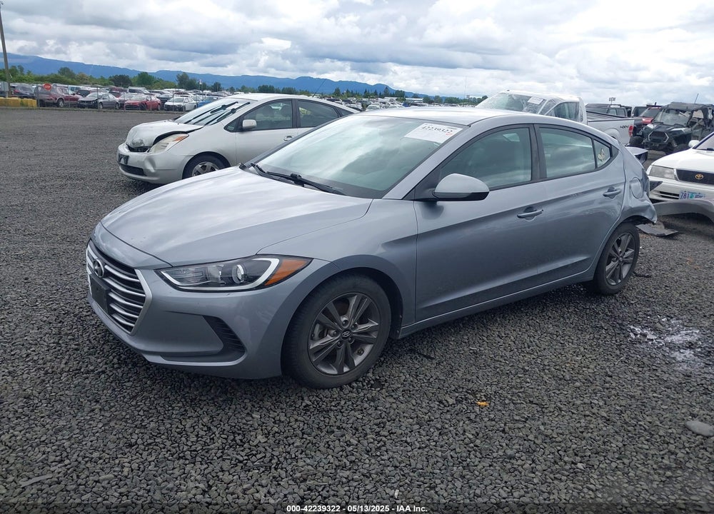 2017 HYUNDAI ELANTRA VIN: 5NPD84LF7HH020259