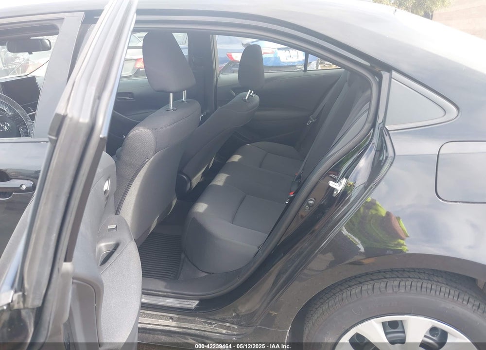 2025 TOYOTA COROLLA LE VIN: 5YFB4MDE3SP234975