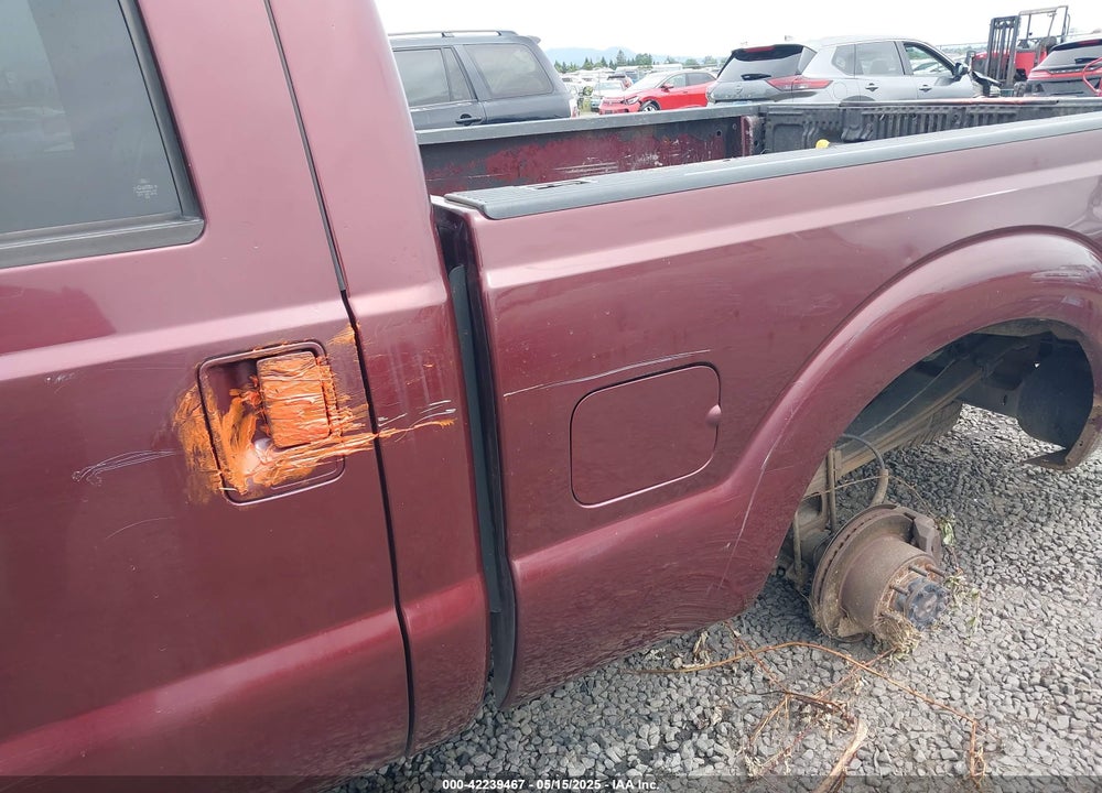 2011 FORD F-350 LARIAT VIN: 1FT8W3BTXBEB51024